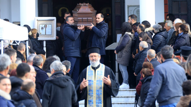 βιολάντα-τελευταίο-αντίο-σε-καρδίτ-564049543