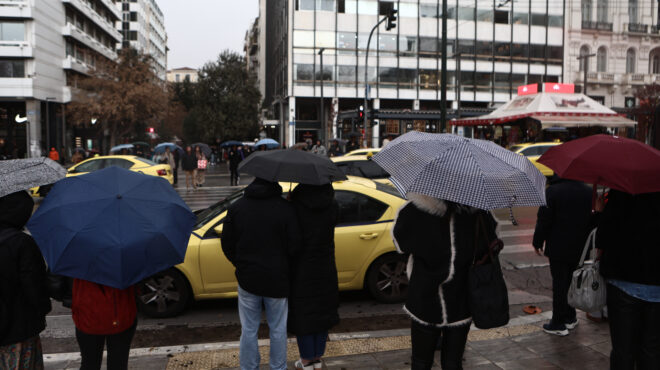 ανοιξαν-οι-ουρανοί-στην-αθήνα-στο-κόκκ-564049498