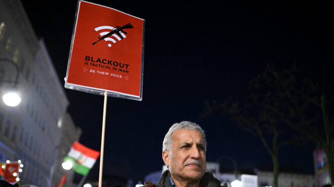 ιράν-το-ιντερνετ-παραμένει-κομμένο-εδ-564023491