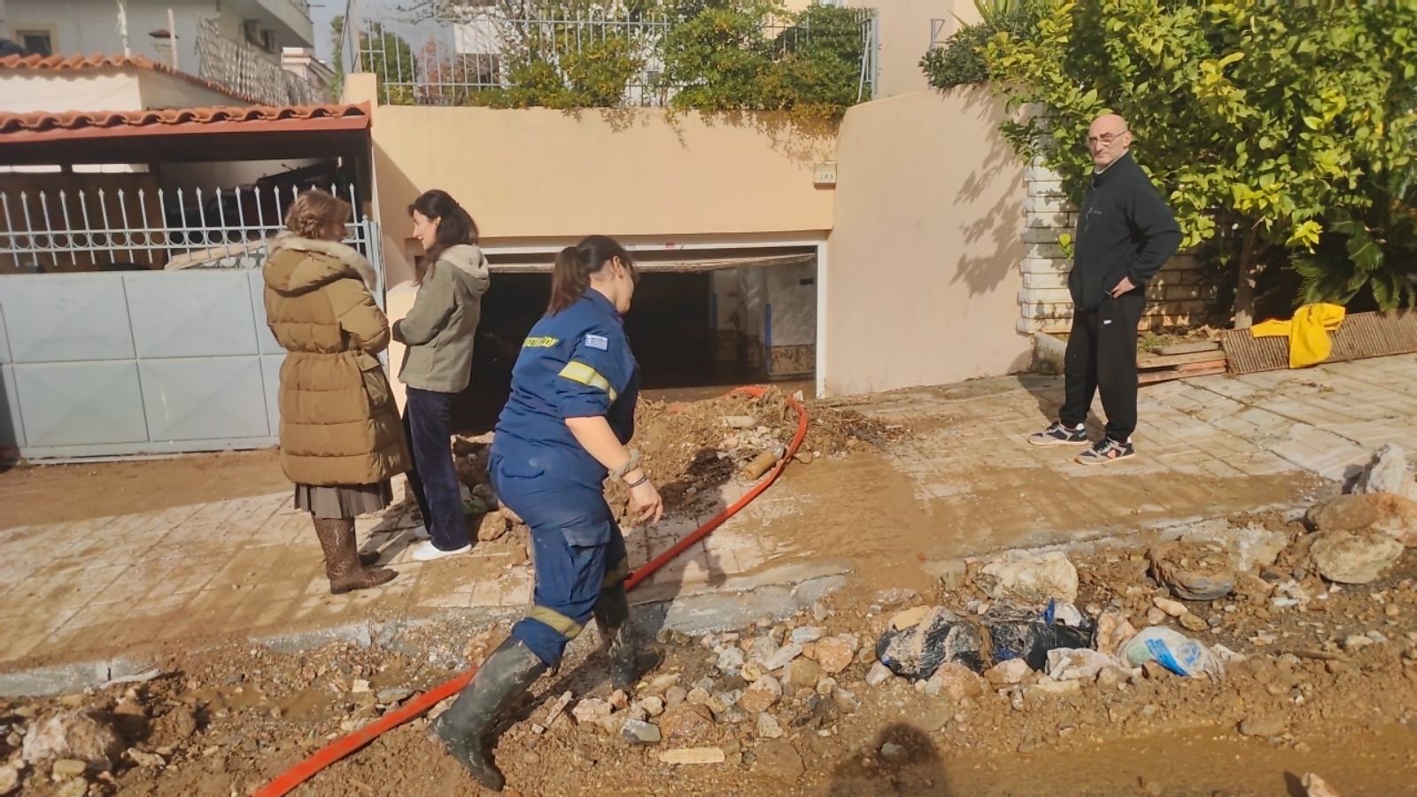 Ανω Γλυφάδα: Πώς μια ακραία βροχόπτωση εξελίχθηκε σε τραγωδία-7