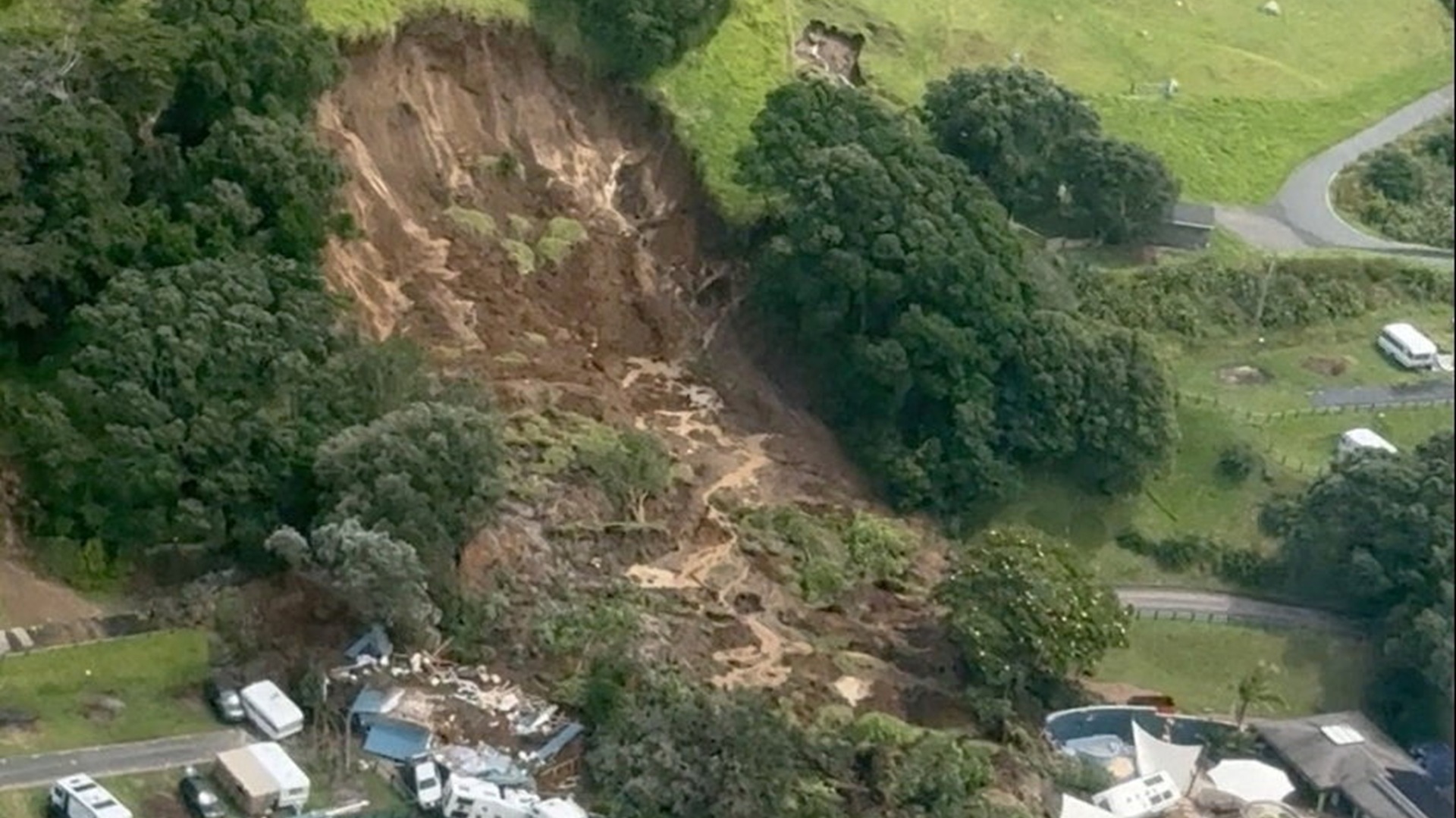 Νέα Ζηλανδία: Κατολίσθηση με πολλούς αγνοουμένους, ανάμεσά τους και παιδιά-1