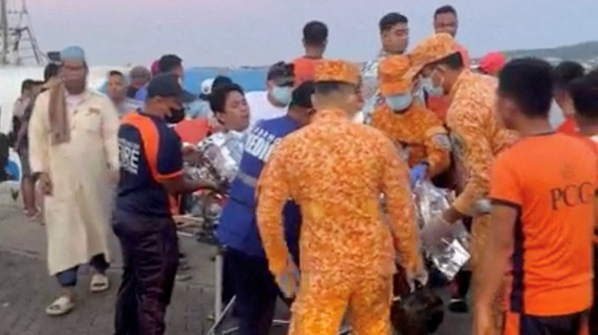 Φιλιππίνες: Ναυάγιο πορθμείου με 18 νεκρούς και 24 αγνοουμένους-1