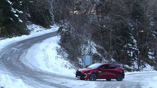 με-renault-clio-full-hybrid-e-tech-160-στην-ορεινή-ναυπακτία-την-κυ-564038101