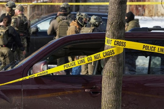 Μινεάπολη: Aνδρας των ομοσπονδιακών υπηρεσιών μετανάστευσης σκότωσε 37χρονη οδηγό-1