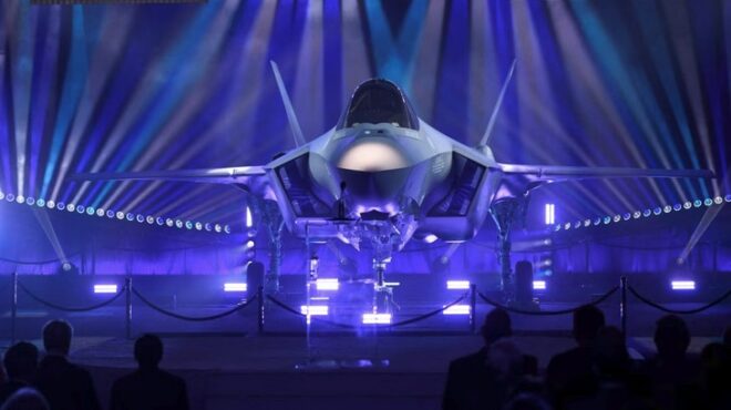 lockheed-martin-πώς-η-ai-αναδιαμορφώνει-τον-ρόλο-του-cio-564025228