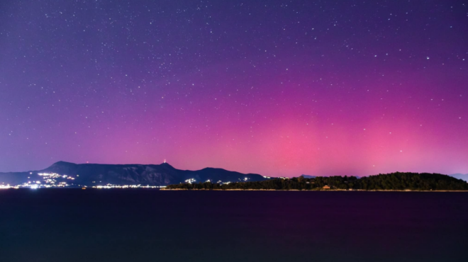 το-βόρειο-σέλας-στην-ελλάδα-το-μέγεθο-564031648