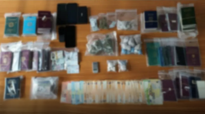 ελ-ασ-συνελήφθησαν-τρία-άτομα-για-διακ-564042310