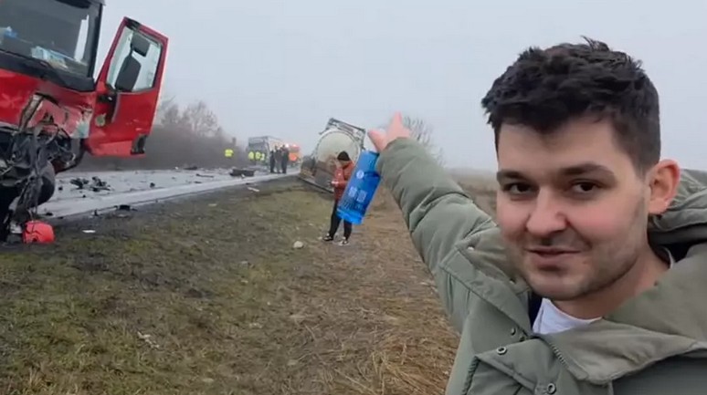 Δυστύχημα στη Ρουμανία: «Σε 34 χρόνια καριέρας δεν έχω ξαναδεί κάτι τέτοιο», λέει ο οδηγός της νταλίκας-1