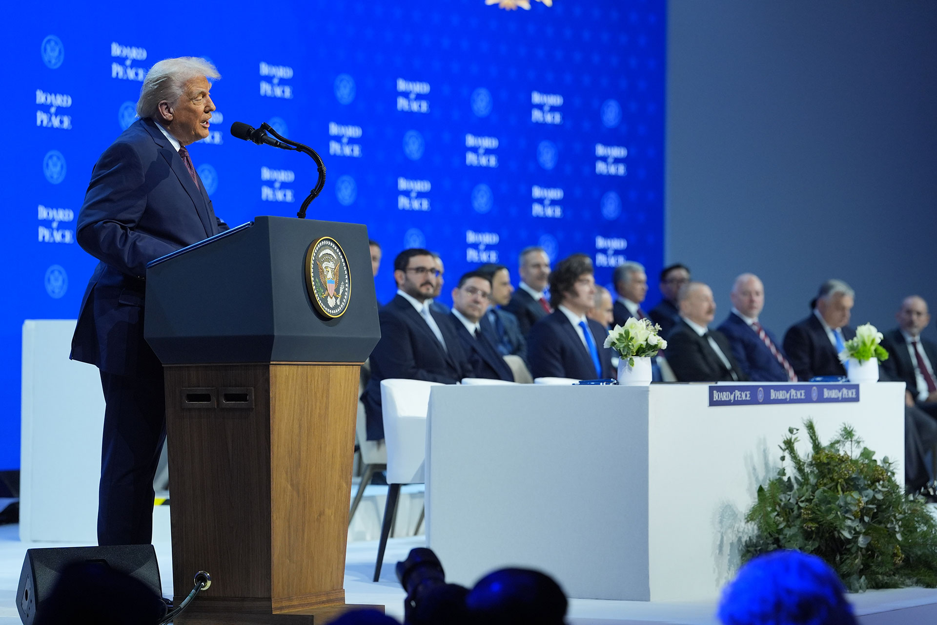 Ο Τραμπ παρουσίασε το «Συμβούλιο Ειρήνης» – 19 χώρες στην τελετή υπογραφής-2