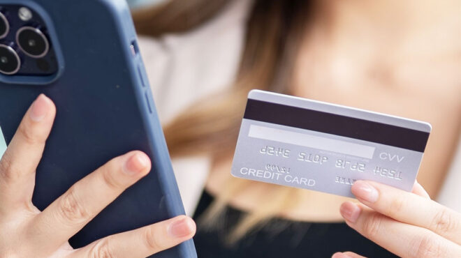 ενδοτραπεζικές-κόντρες-για-το-κόστος-564040708