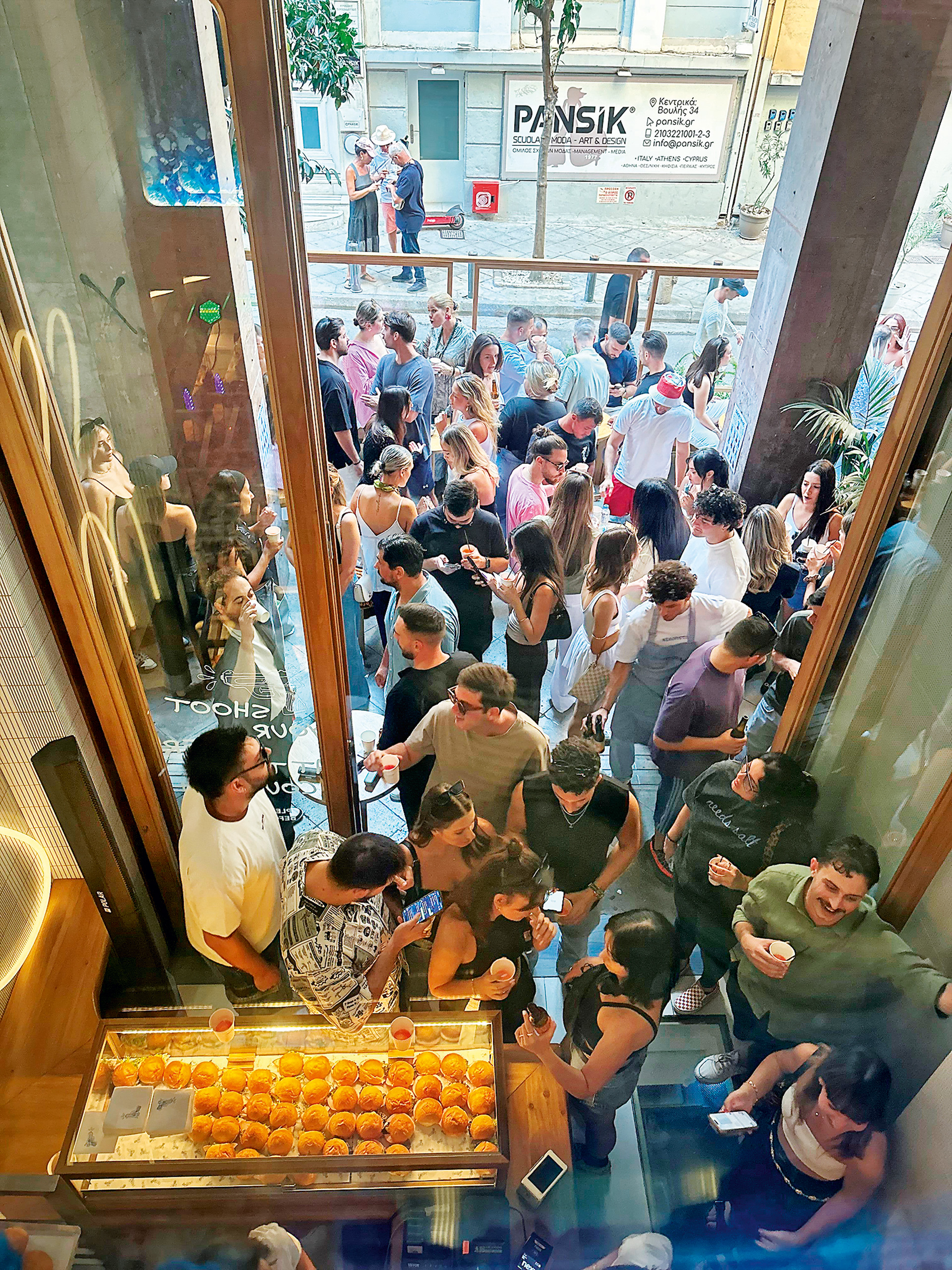 Ψωμί, κρουασάν και… πάρτι-1