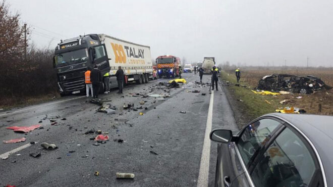 δυστύχημα-με-οπαδούς-του-παοκ-στη-ρουμ-564044230