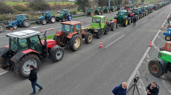αγρότες-oχι-από-τα-μπλόκα-λάρισας-κα-564017677