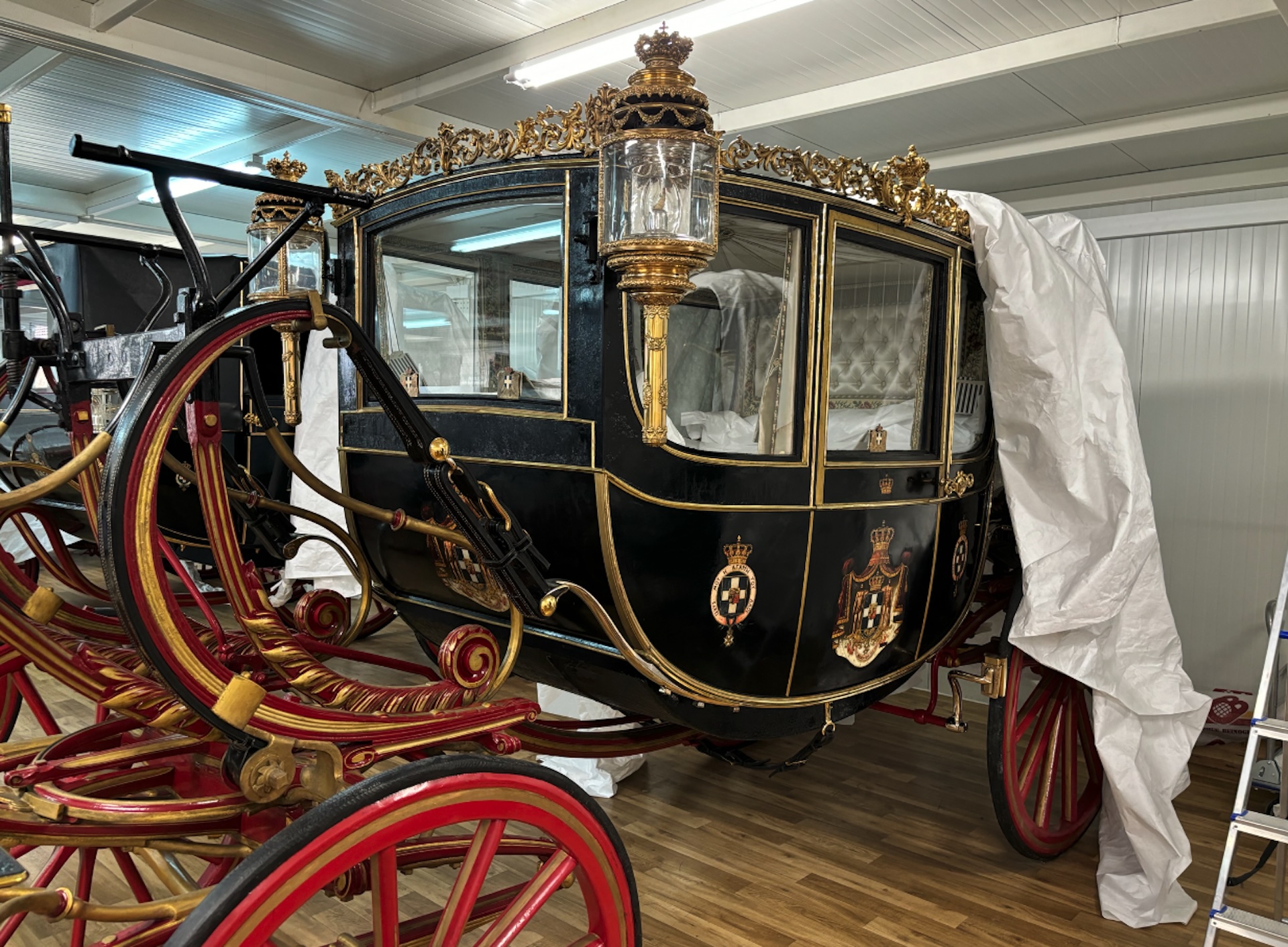 Τατόι: Το «αθέατο κεφάλαιο» της συντήρησης των ανακτόρων (εικόνες)-1