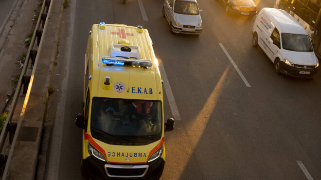 κτελ-κηφισού-λεωφορείο-του-οασα-παρέσ-564009010