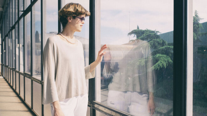 η-μουσική-μας-δεν-είναι-για-background-564015412