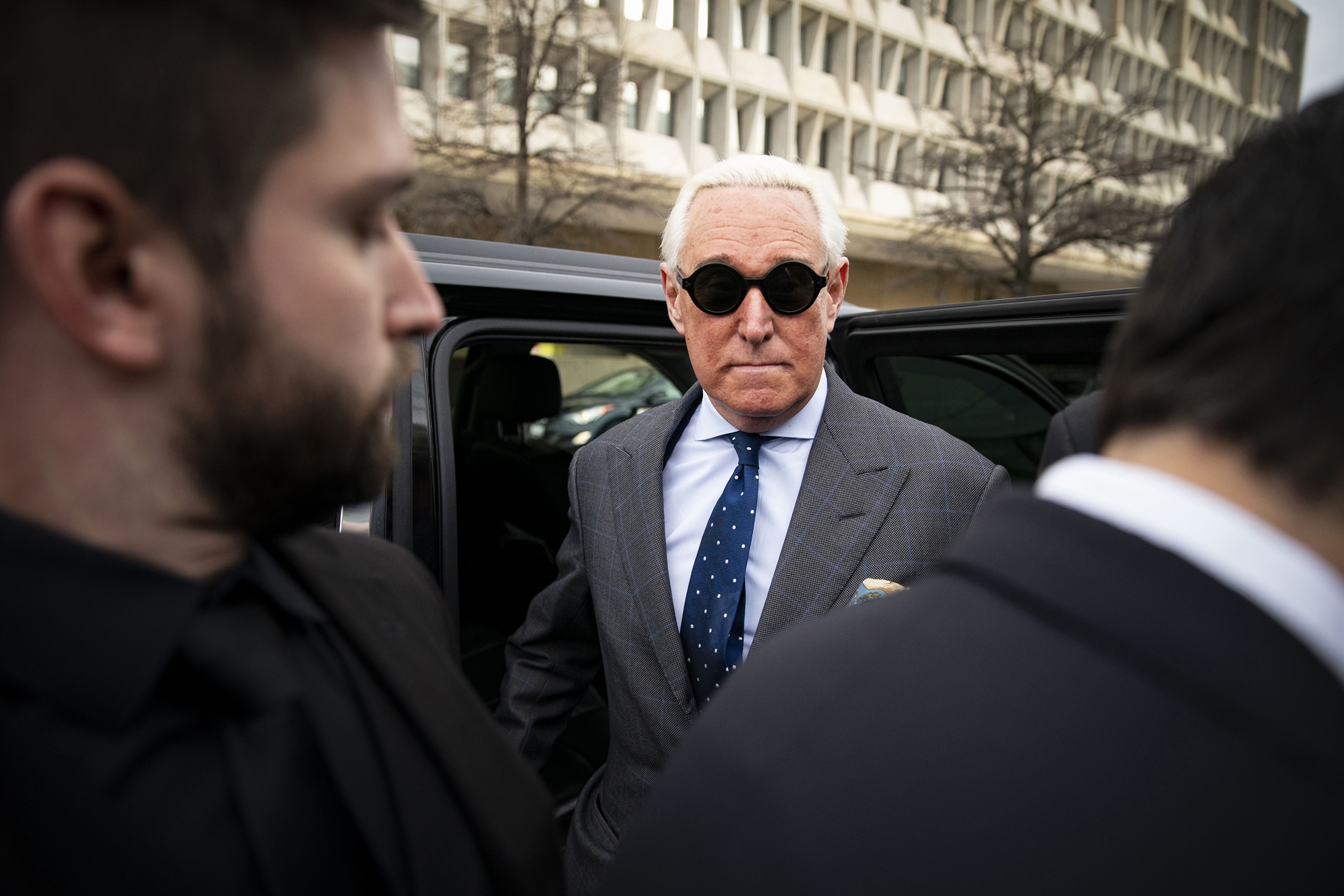 ρότζερ-στόουν-στην-κ-ο-τραμπ-είναι-ρε-564053395