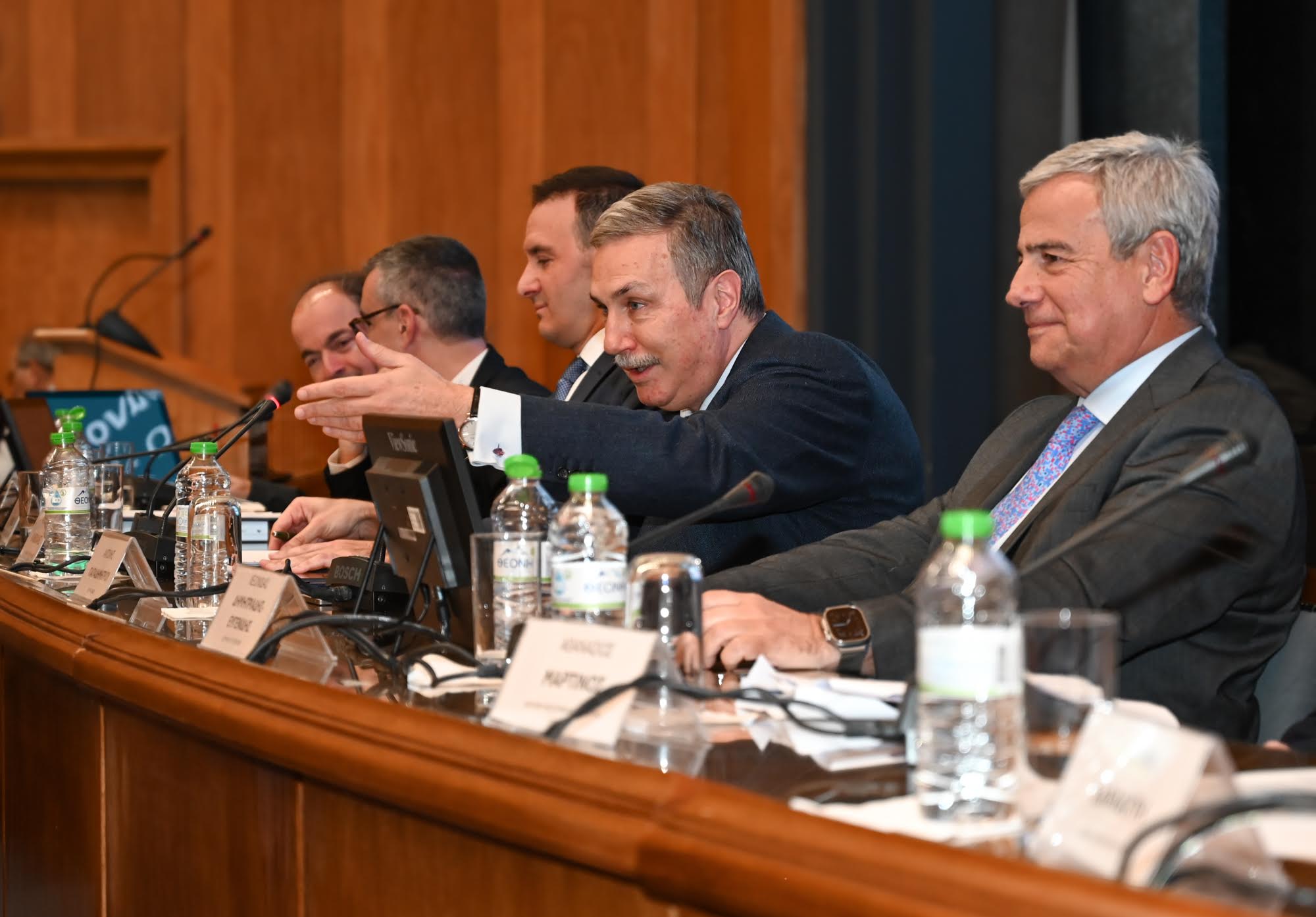 Η ανθεκτική ελληνική ναυτιλία μέσα από ένα βιβλίο και μια εκδήλωση για το μέλλον-3