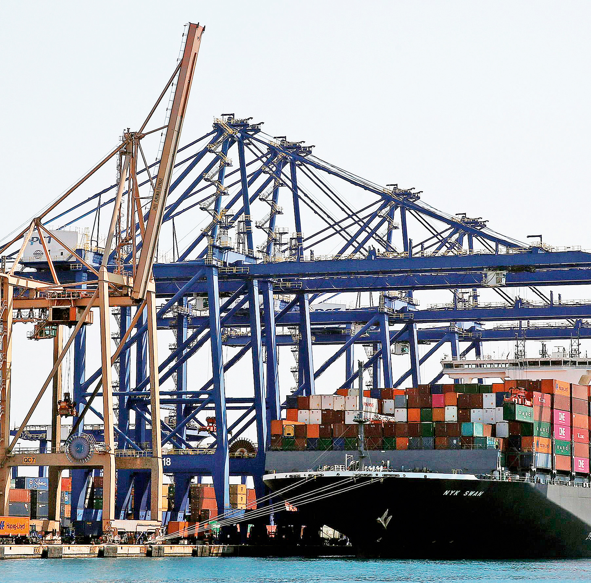 Σε πτώση η ανταγωνιστικότητα-3