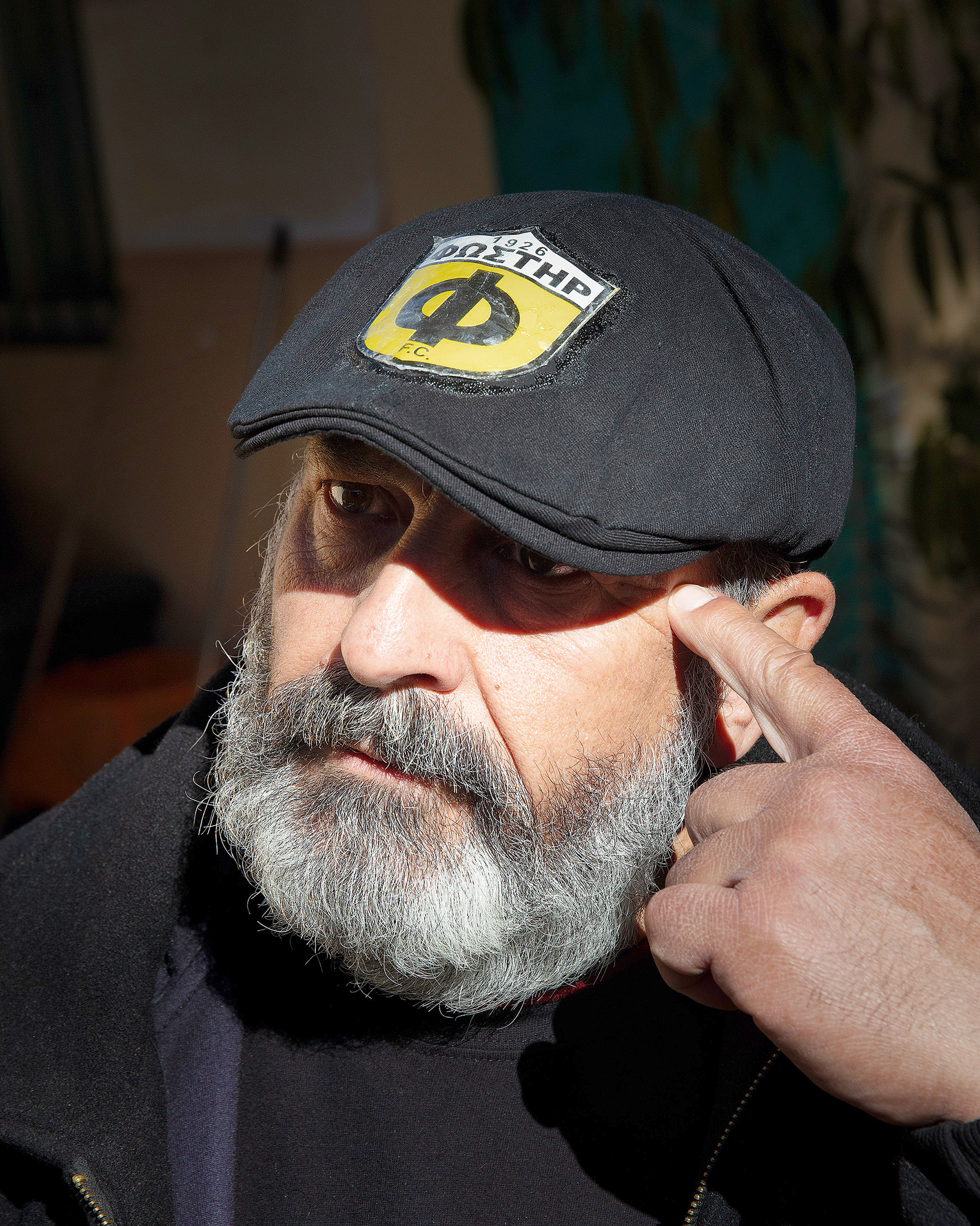 Ξενάγηση στην αθηναϊκή συνοικία που έχει το ένα πόδι στο παρελθόν-8