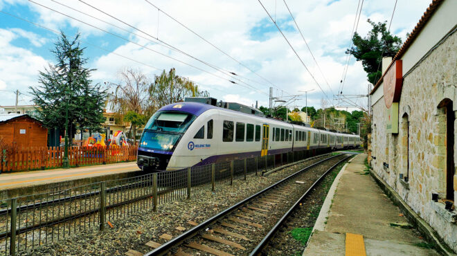 νέα-τρένα-προβληματικός-σιδηρόδρομο-564027961