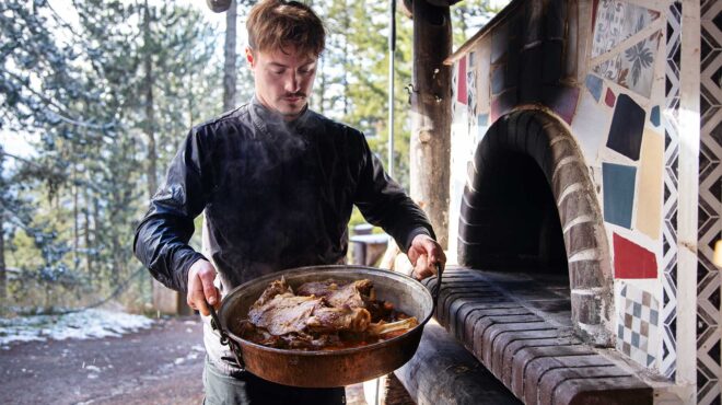 η-κουζίνα-των-βουνών-42-συνταγές-από-τα-τ-564024889