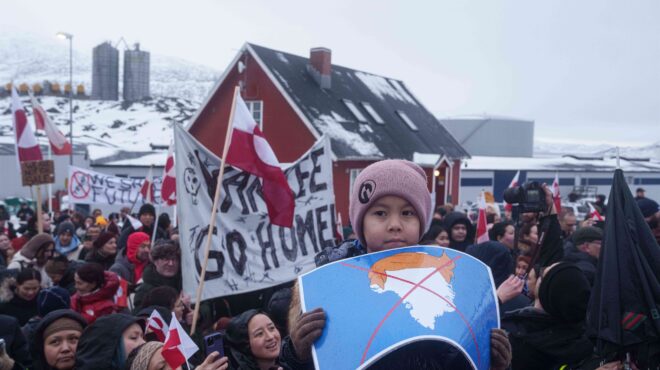 τη-διπλωματία-προκρίνει-η-ε-ε-στη-γροιλ-564030163
