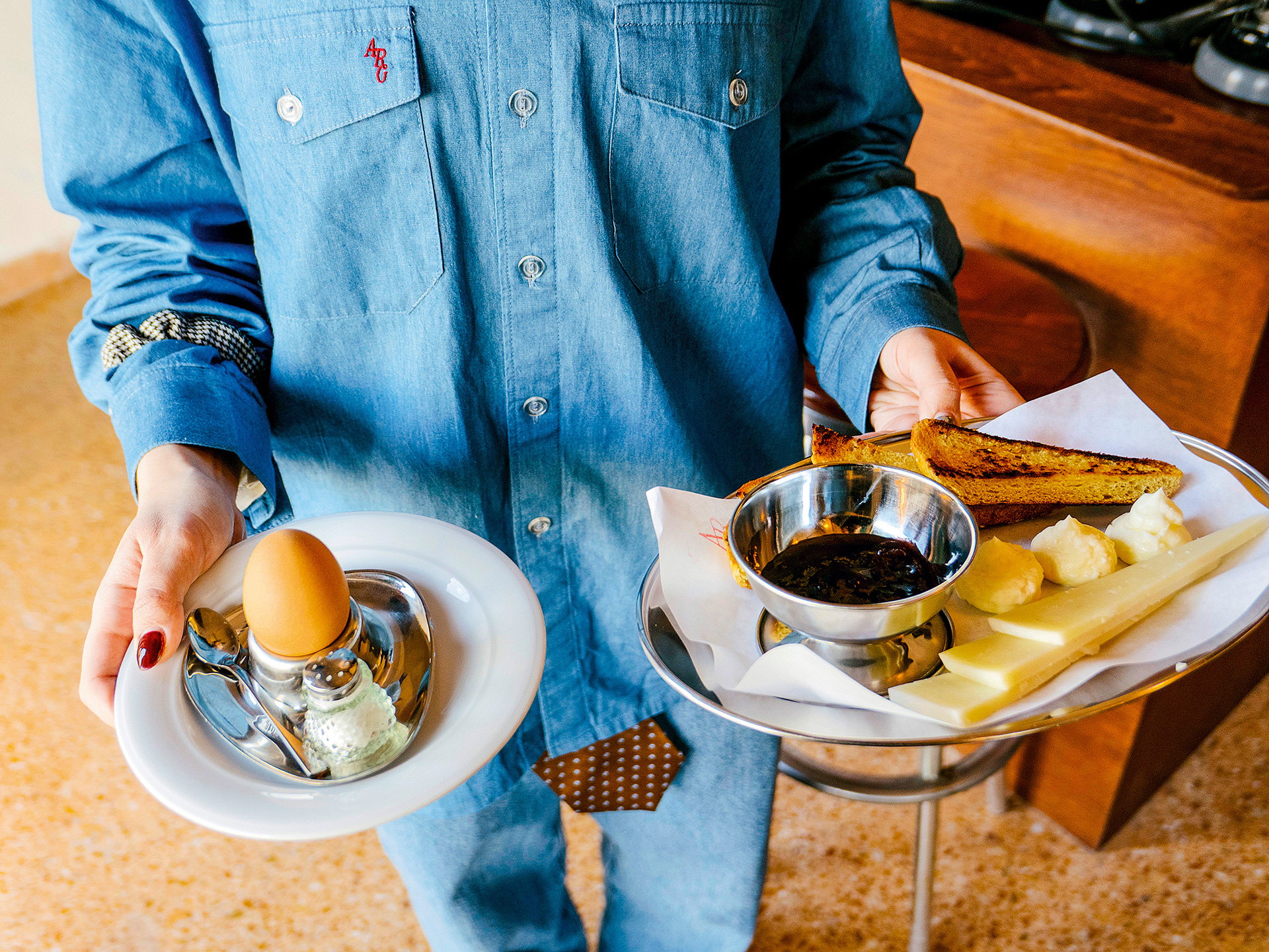 Πέντε νέα στέκια της Αθήνας για φαγητό και ποτό-11