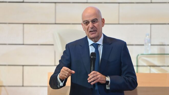 ν-δένδιας-κινδυνεύουμε-να-πάμε-σε-κοι-564016219