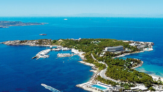 Τα μεγάλα ντιλ του 2025 στα ξενοδοχεία