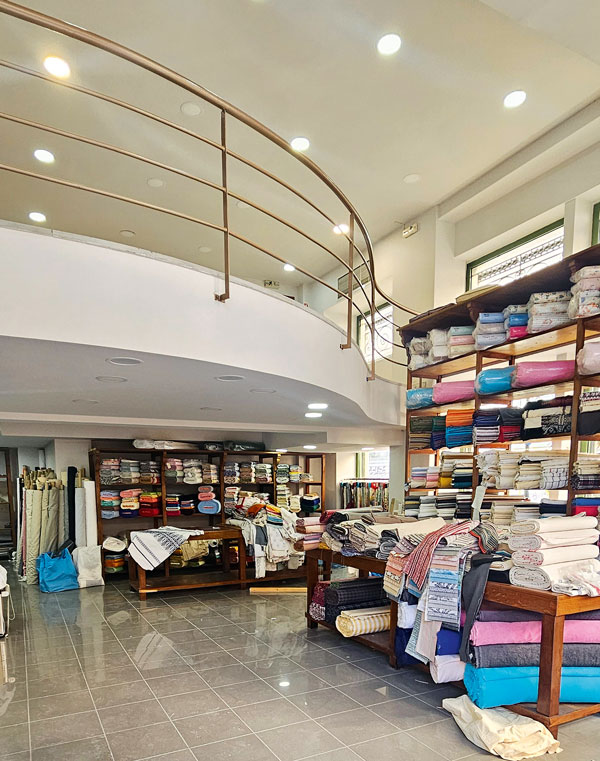 Ενα ιστορικό εμπορικό τοπόσημο της Μητροπόλεως μετακομίζει-1