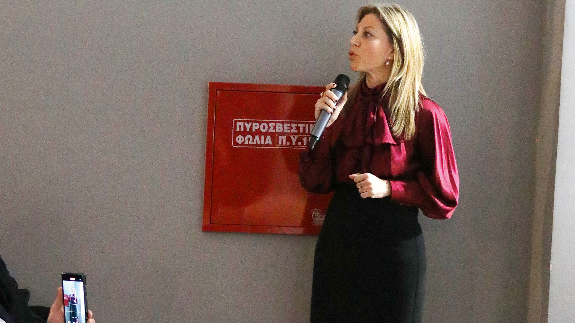 σε-ποιους-είπε-όχι-η-καρυστιανού-564015907