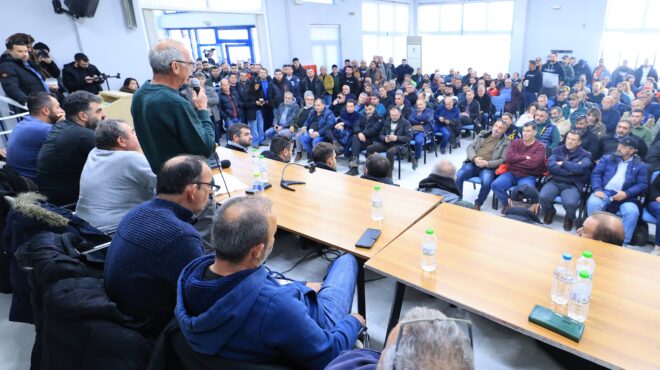 αγροτικές-κινητοποιήσεις-ρωγμές-στο-564021595