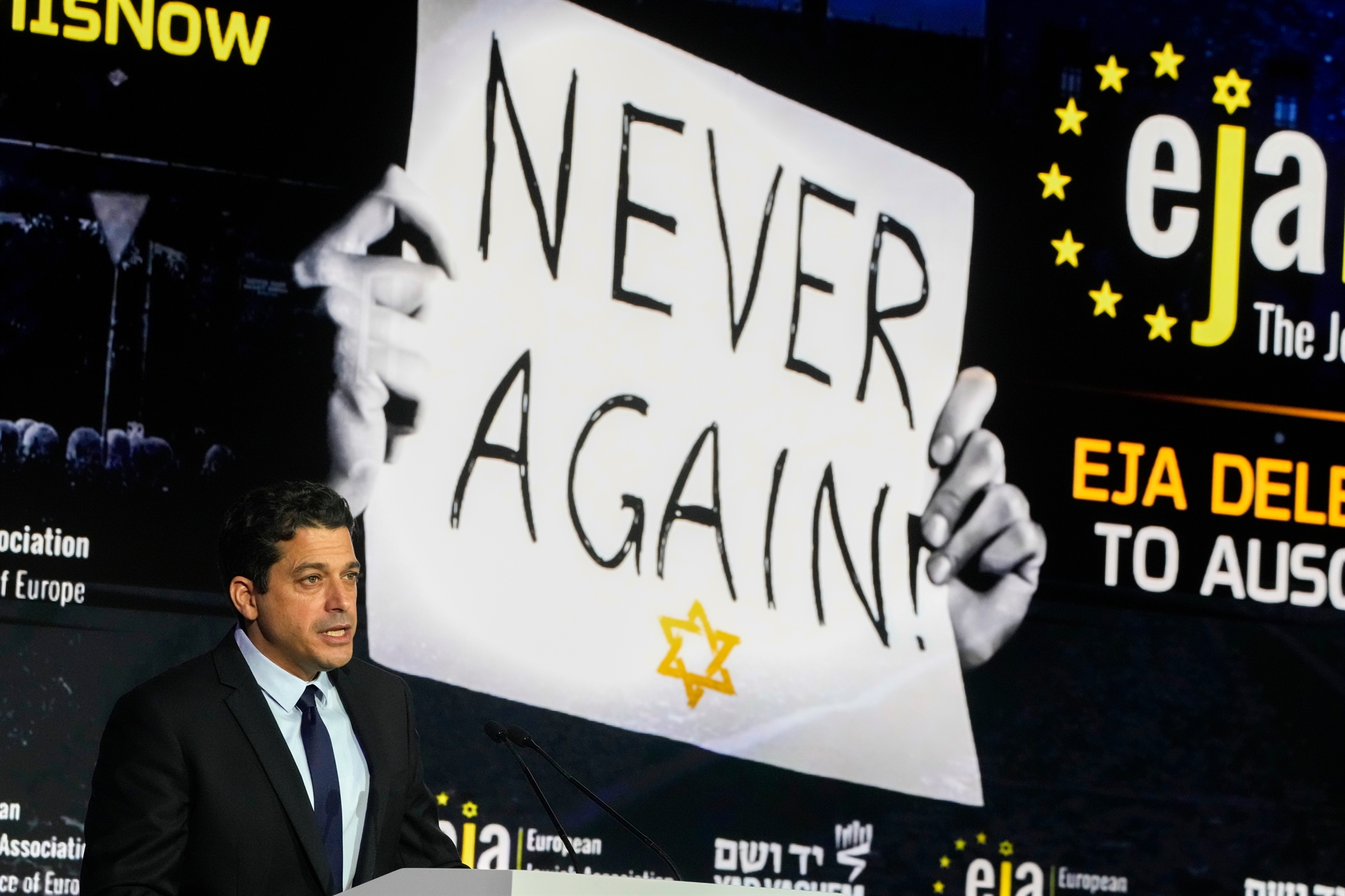 Αμιχάι Τσίκλι στην «Κ»: Ο Ερντογάν είναι ISIS στην ψυχή του-1