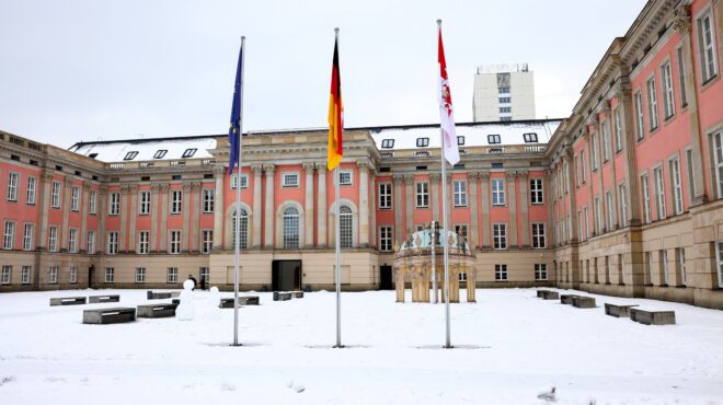 γερμανία-διαλύθηκε-ο-κυβερνητικός-συ-564007546