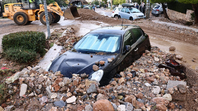 κακοκαιρία-η-αττική-μετρά-τις-πληγές-τ-564035353