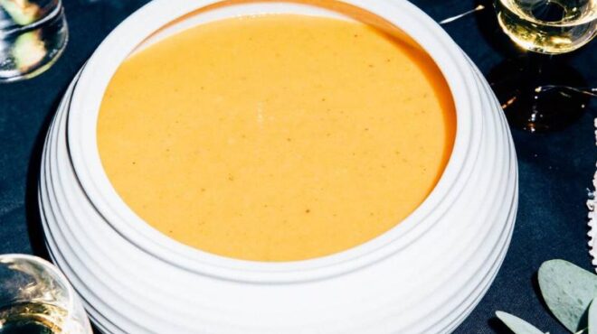 σούπα-περαστή-με-ψητή-κολοκύθα-και-τζί-564006028