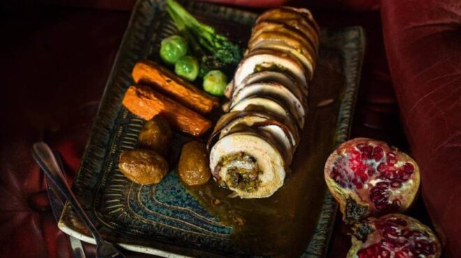 φιλέτο-γαλοπούλας-ρολό-γεμιστό-με-αλλ-564006682