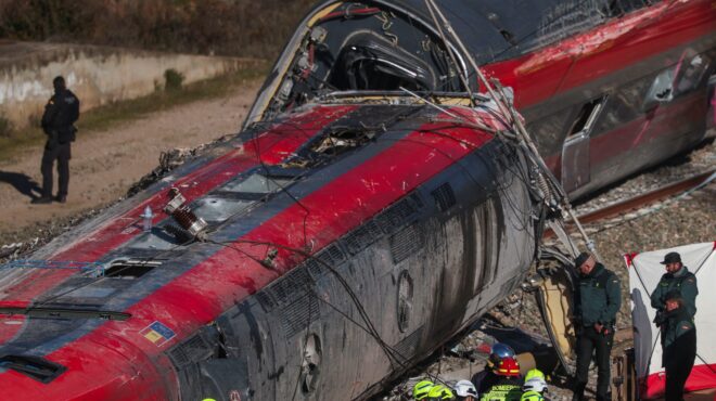 ισπανία-στους-42-οι-νεκροί-από-το-σιδηρο-564032161