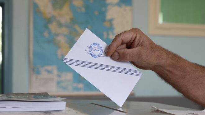 δημοσκόπηση-ποιοι-ψηφοφόροι-βλέπουν-564034369