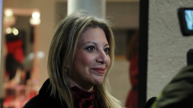 η-καρυστιανού-και-οι-καραμπόλες-564015661