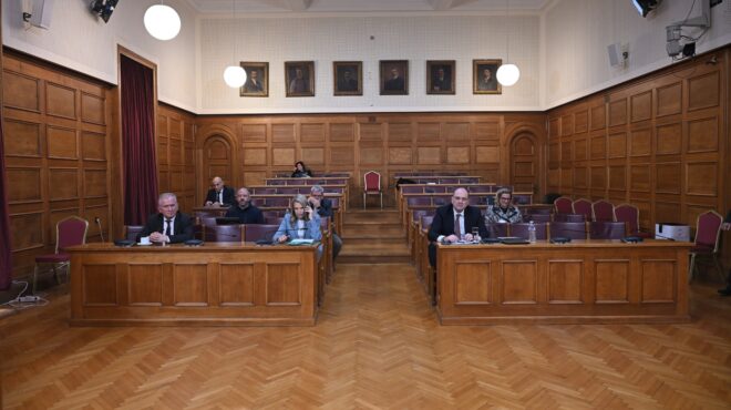 exetastiki-gia-opekepe-aichmes-chalikia-gia-simandrako-varra-kai-tycheropoyloy-564035977