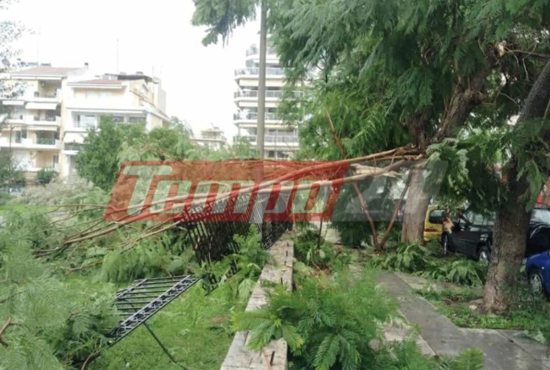 Επελαύνει η κακοκαιρία – Πού χιονίζει, πού παρατηρούνται προβλήματα-4