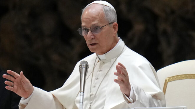 βατικανό-ο-πάπας-συγκαλεί-τους-καρδιν-564008920