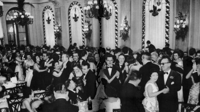 ρεβεγιόν-στην-παλιά-αθήνα-σε-κέντρα-κο-564002431