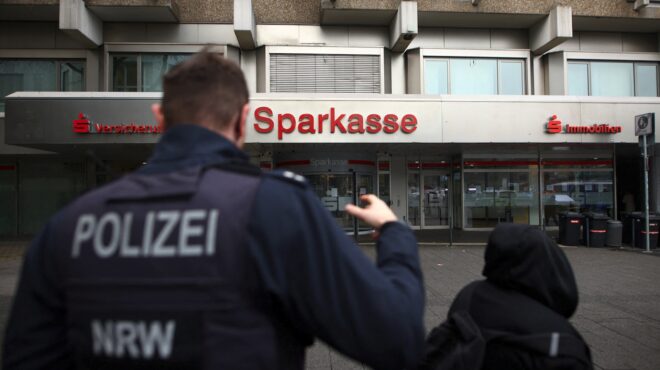 γερμανία-αφαντοι-οι-δράστες-από-το-ρι-564023692