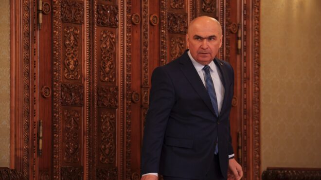 πρωθυπουργός-ρουμανίας-για-φιλάθλου-564046030