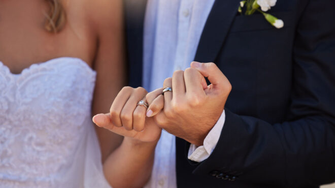 η-γαλλία-βάζει-τέλος-στα-συζυγικά-κα-564050344