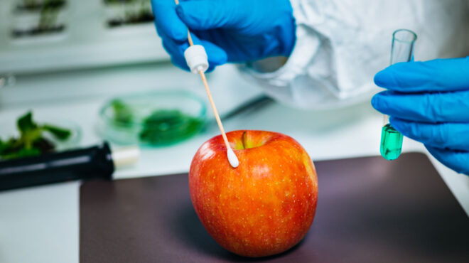 ξεφλουδίστε-τα-μήλα-sos-για-κοκτέιλ-φυ-564049948