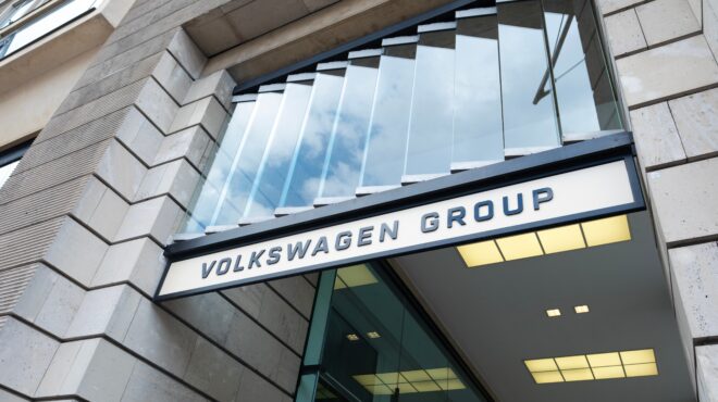 vw-μειώνει-τις-διοικητικές-θέσεις-για-τ-564035335